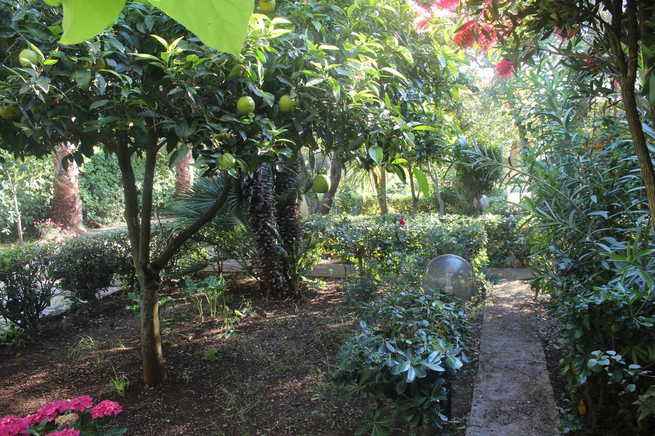 Residence Giardino ヴィエステ エクステリア 写真